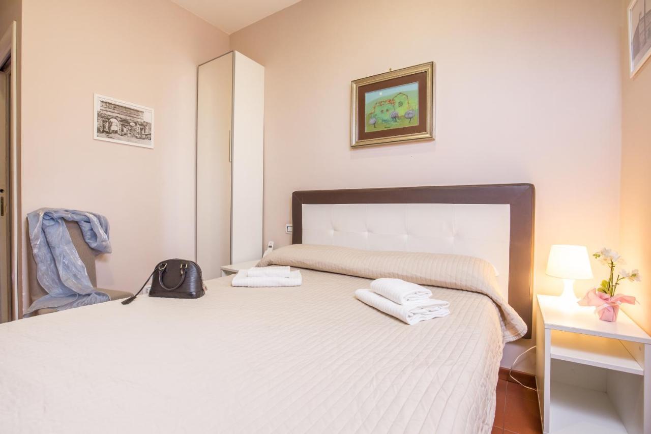 Azzurra Rooms Rome Exterior photo