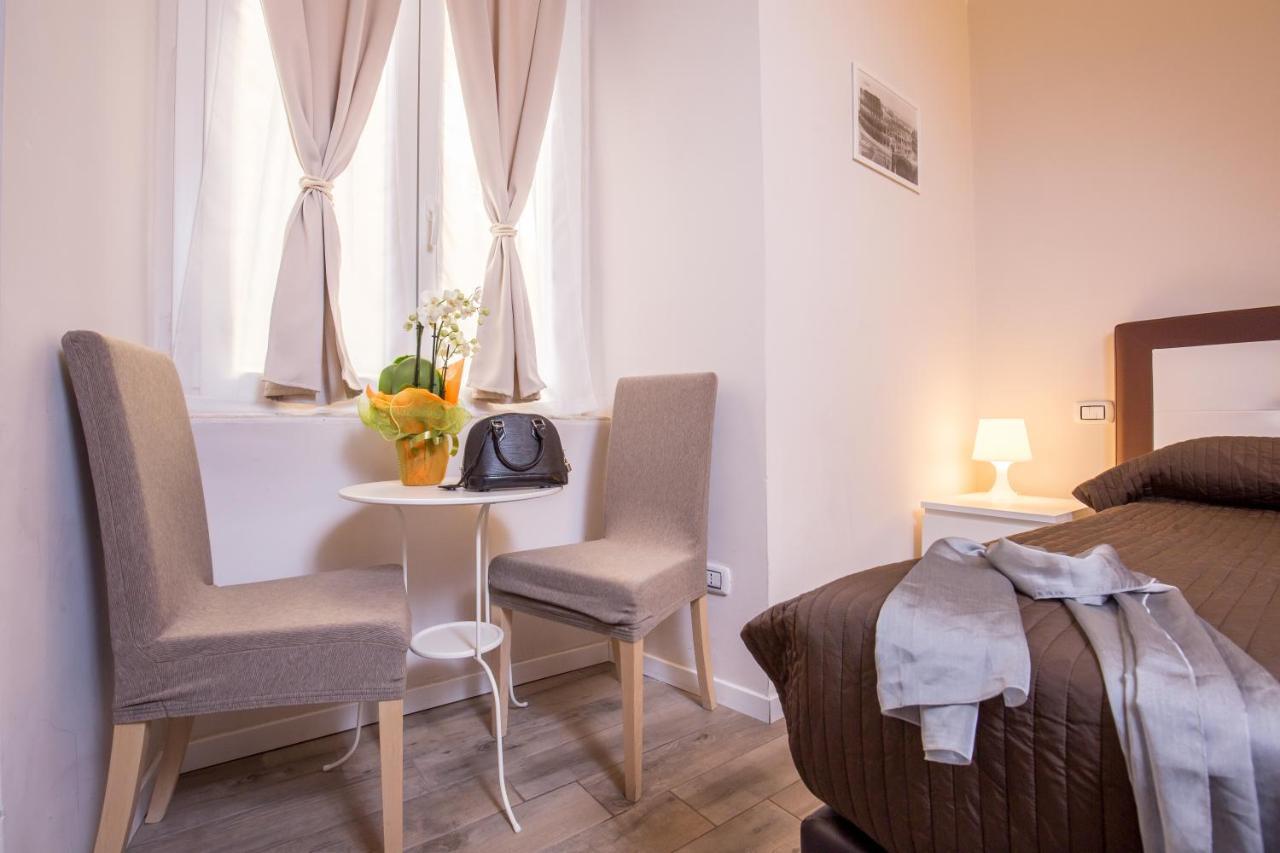 Azzurra Rooms Rome Exterior photo